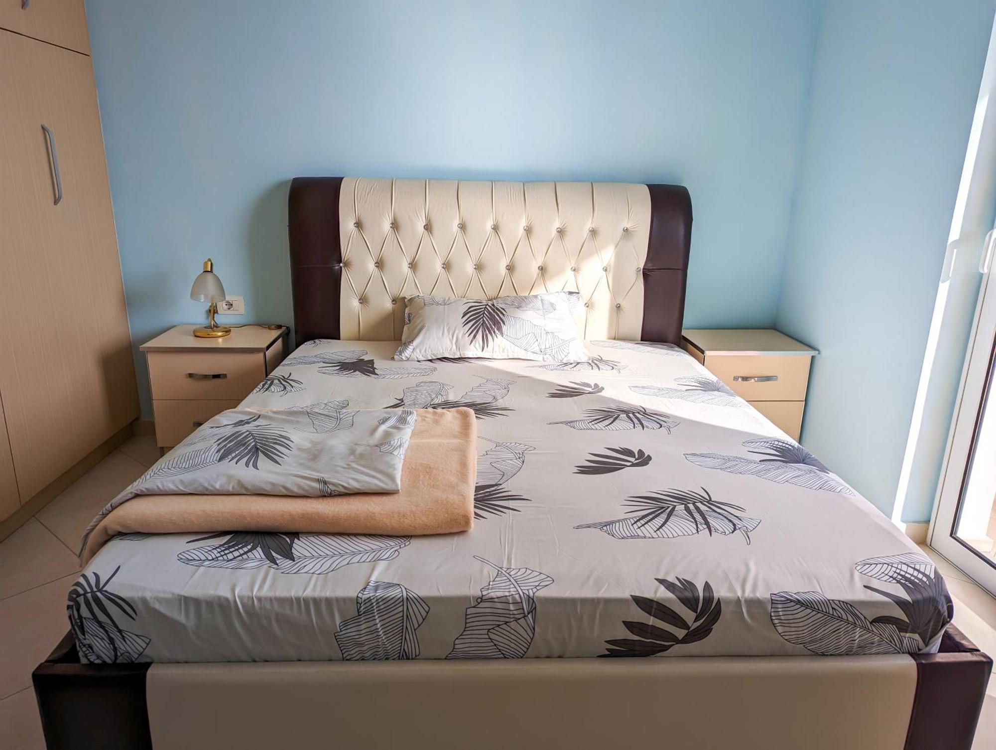 Sarah'S Apartments - 5 Min Walk To Beaches & Boulevard - Big Balcony! Sarande Exterior photo