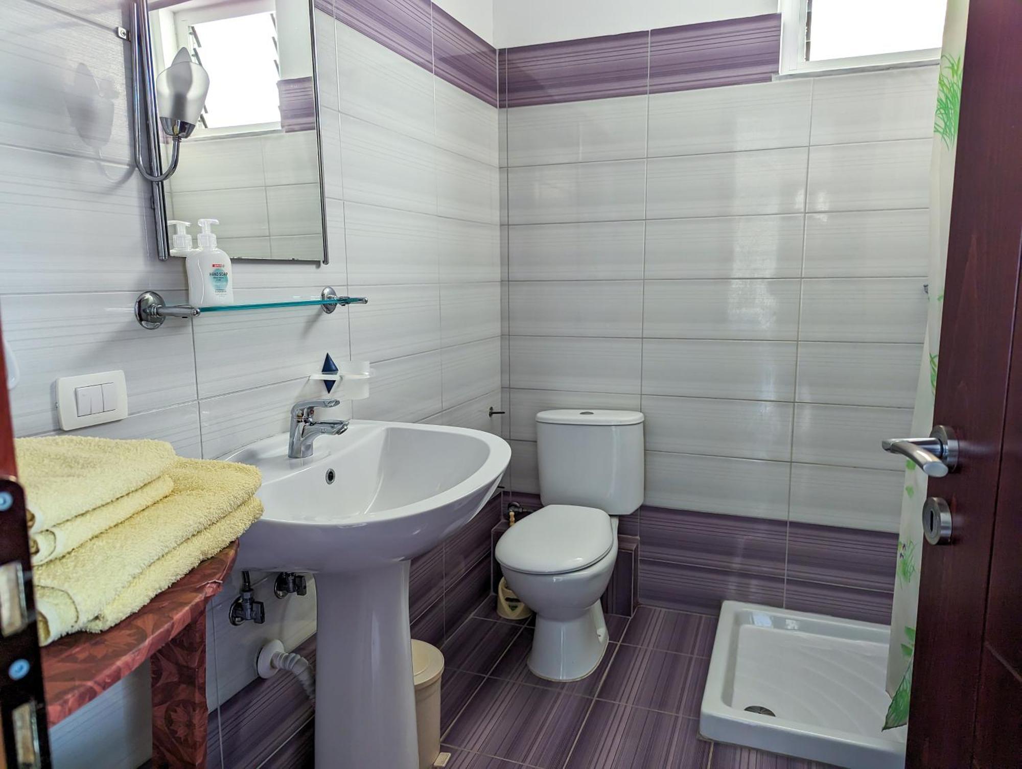 Sarah'S Apartments - 5 Min Walk To Beaches & Boulevard - Big Balcony! Sarande Exterior photo