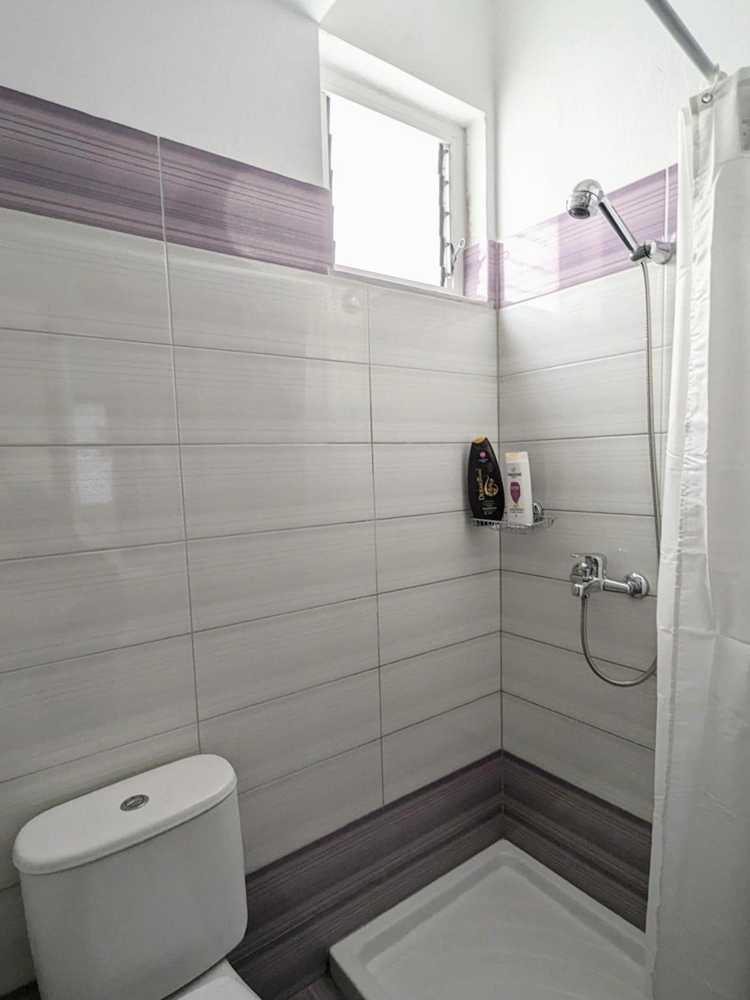 Sarah'S Apartments - 5 Min Walk To Beaches & Boulevard - Big Balcony! Sarande Exterior photo