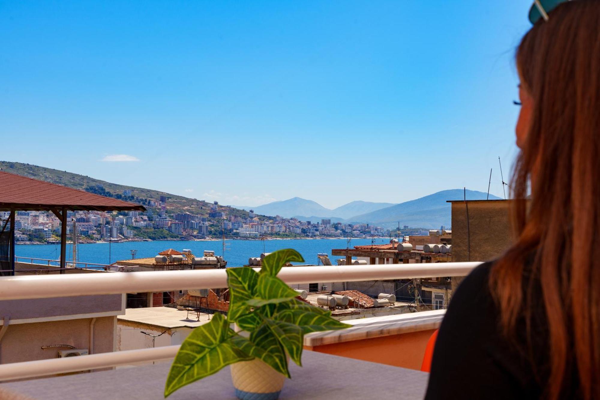 Sarah'S Apartments - 5 Min Walk To Beaches & Boulevard - Big Balcony! Sarande Exterior photo