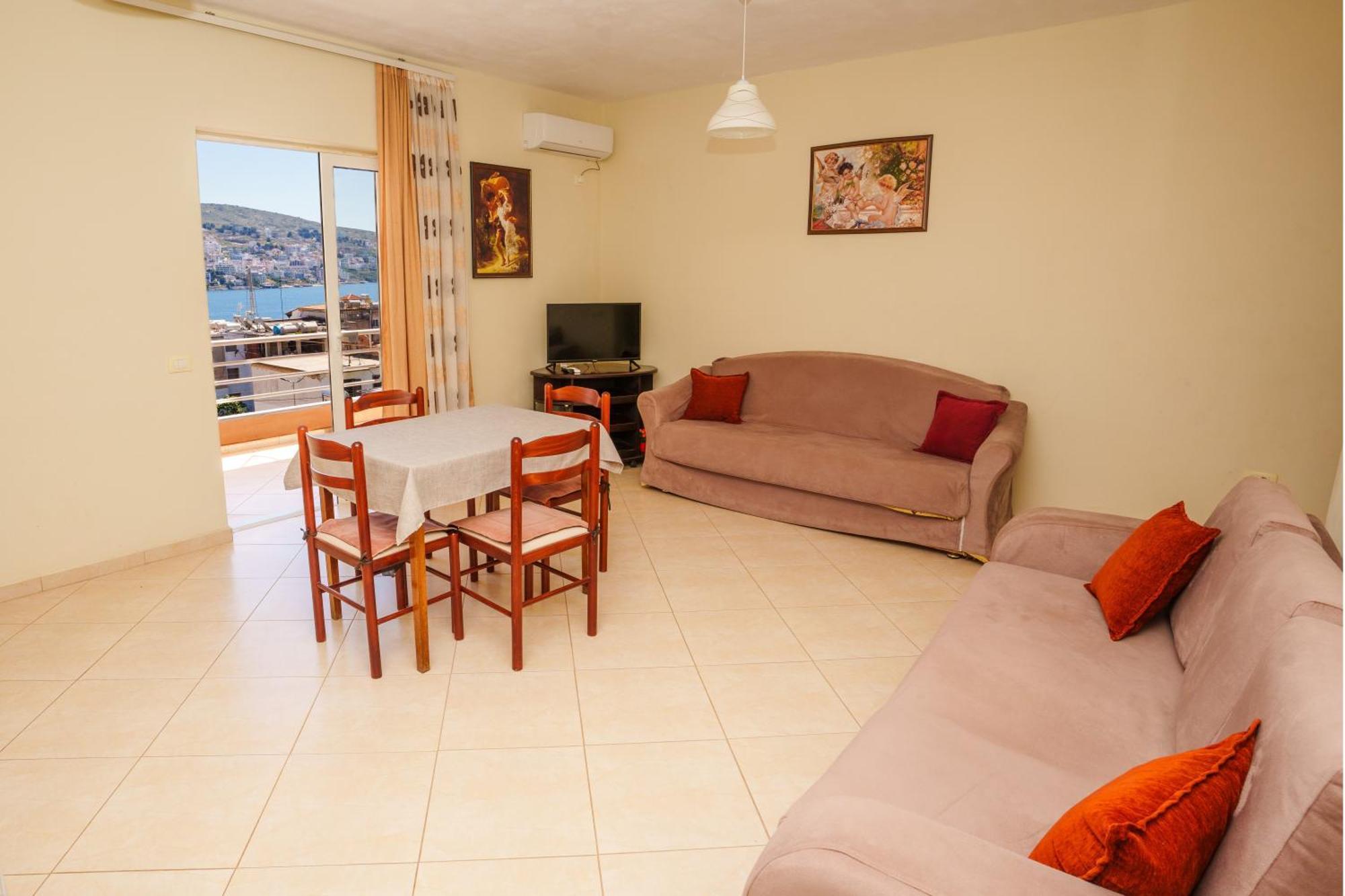 Sarah'S Apartments - 5 Min Walk To Beaches & Boulevard - Big Balcony! Sarande Exterior photo